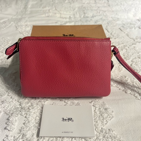NWOT Coach Double Wristlet Blush - Picture 2 of 5
